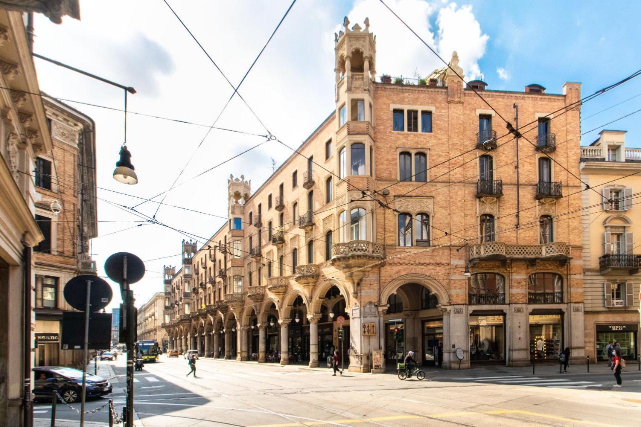 Piazza Castello Netflix *
